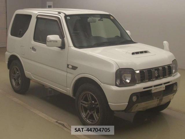 Suzuki JIMNY 2017-08 8328600-3