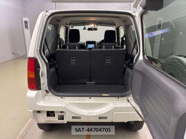Suzuki JIMNY 2017-08 8328600-8