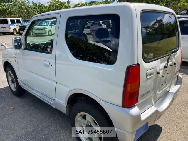 Suzuki JIMNY 2000-01 8328852-13