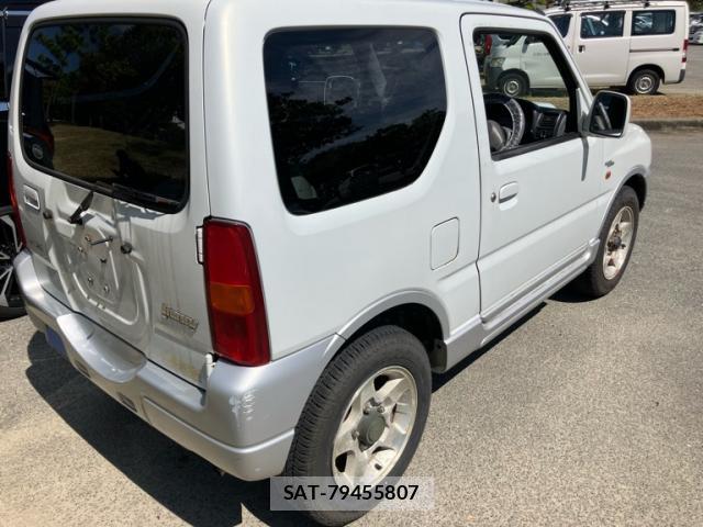 Suzuki JIMNY 2000-01 8328852-2