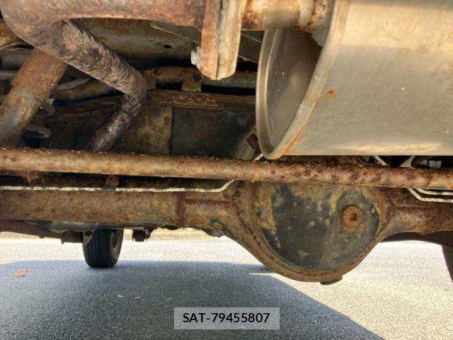 Suzuki JIMNY 2000-01 8328852-8