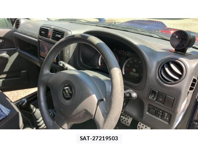 Suzuki JIMNY 2006-12 8329401-16