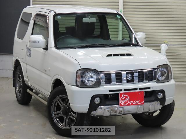 Suzuki JIMNY 2013-12 8329838-11