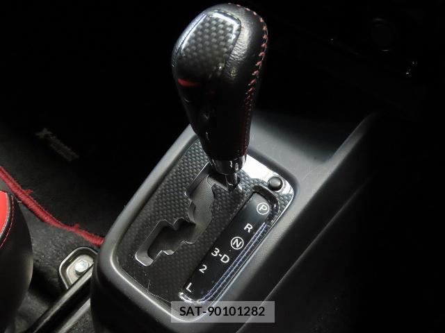 Suzuki JIMNY 2013-12 8329838-15