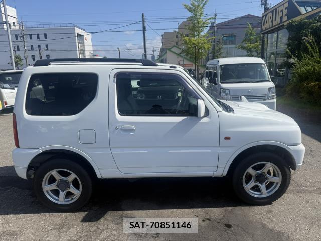 Suzuki JIMNY 2005-03 8329892-3