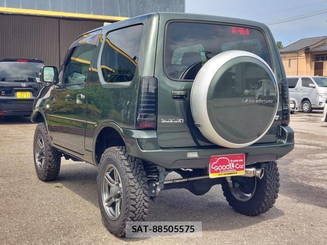 Suzuki JIMNY 2018-03 8329893-14