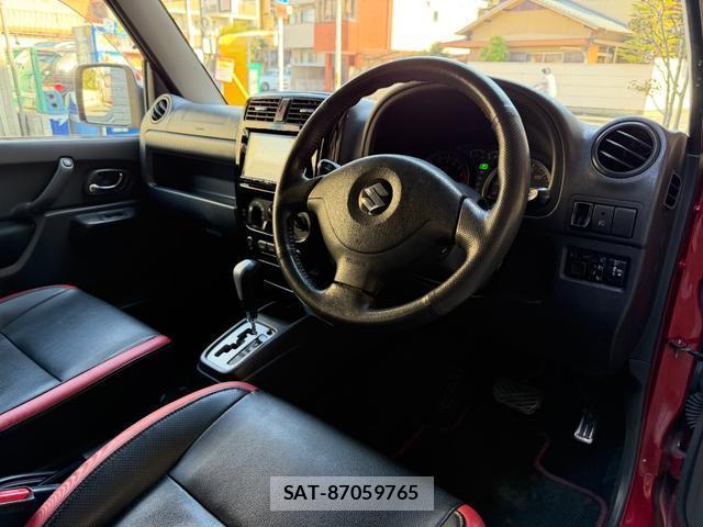 Suzuki JIMNY 2013-02 8329979-3