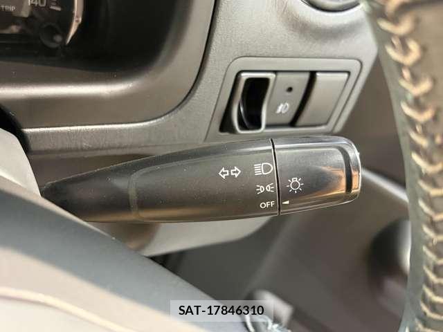 Suzuki JIMNY 2017-04 8330131-14