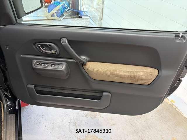 Suzuki JIMNY 2017-04 8330131-16