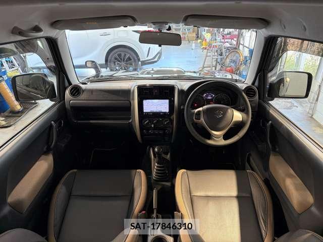 Suzuki JIMNY 2017-04 8330131-9