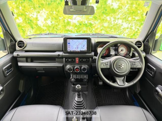 Suzuki JIMNY 2022-07 8330418-3