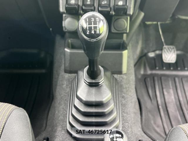 Suzuki JIMNY 2021-11 8330456-13