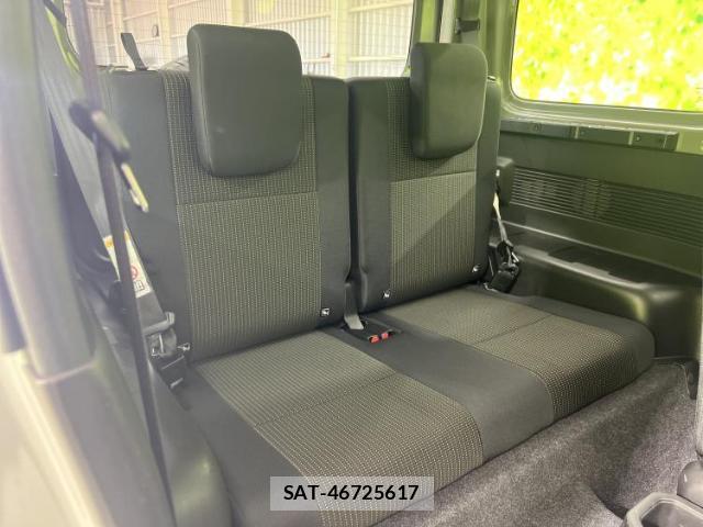 Suzuki JIMNY 2021-11 8330456-4