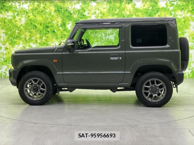 Suzuki JIMNY 2023-04 8330486-1