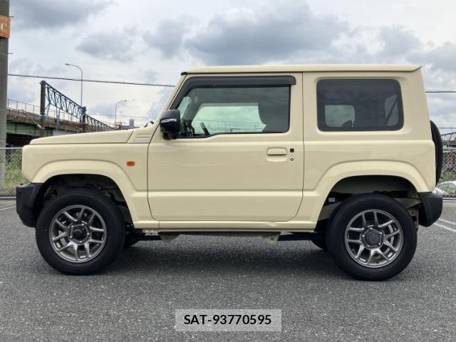Suzuki JIMNY 2021-07 8330492-1