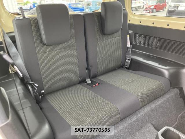 Suzuki JIMNY 2021-07 8330492-4