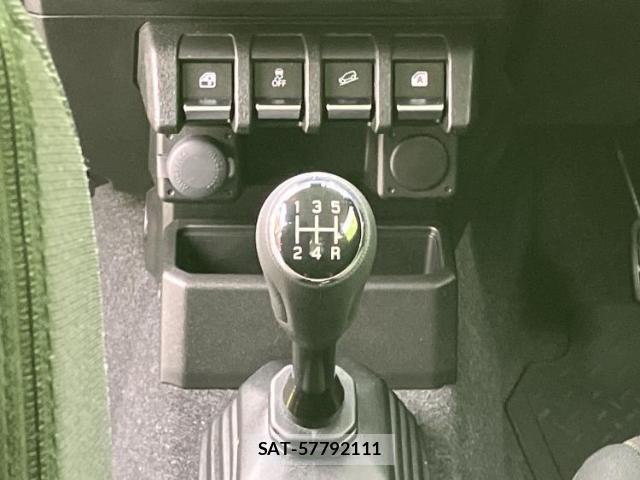 Suzuki JIMNY 2025-02 8330541-15
