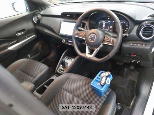 Nissan KICKS 2021-03 8328844-2