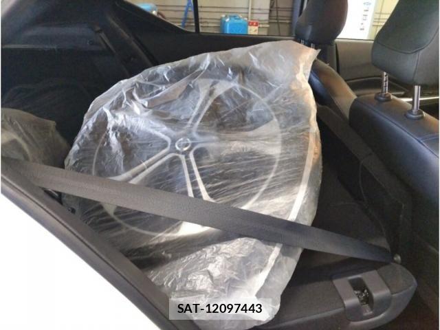 Nissan KICKS 2021-03 8328844-3