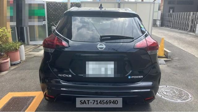 Nissan KICKS 2021-04 8329251-1