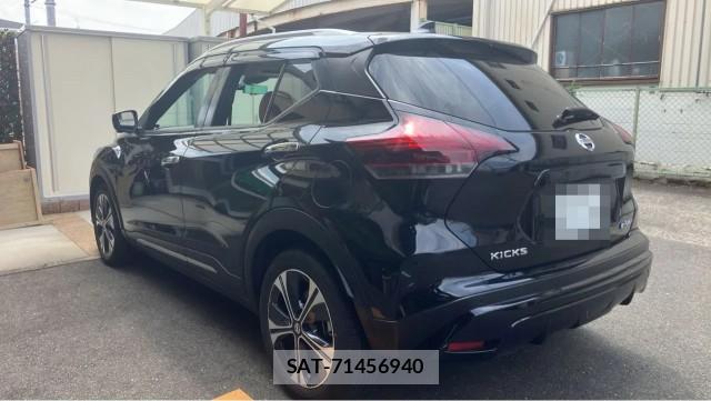 Nissan KICKS 2021-04 8329251-13