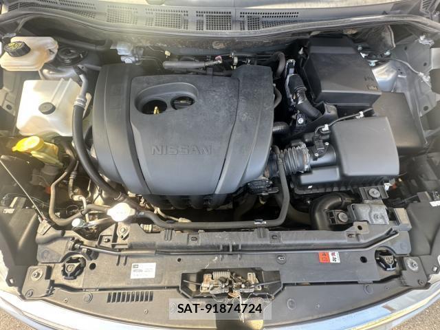 Nissan LAFESTA 2013-02 8328043-7
