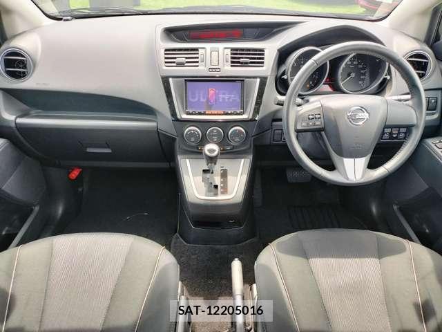 Nissan LAFESTA 2013-06 8329137-4
