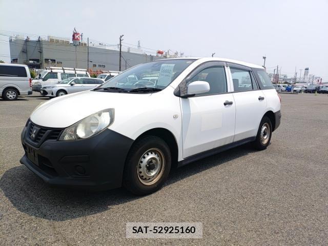 Mitsubishi LANCER CARGO 2017-07 8328299-0