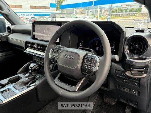 Toyota Land Cruiser 250 2024-10 8327797-4