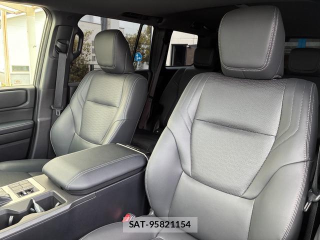 Toyota Land Cruiser 250 2024-10 8327797-6