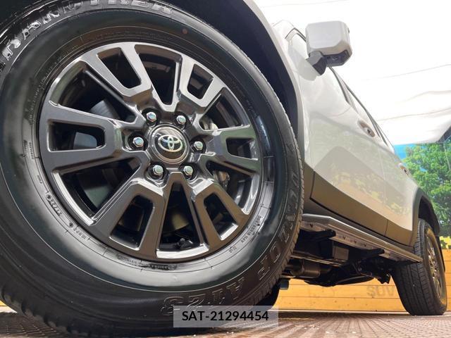 Toyota Land Cruiser 250 2025-06 8328965-13