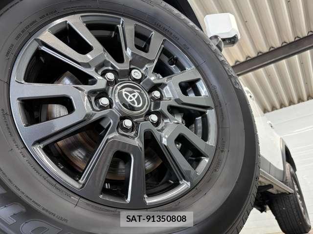 Toyota Land Cruiser 250 2025-11 8330132-4