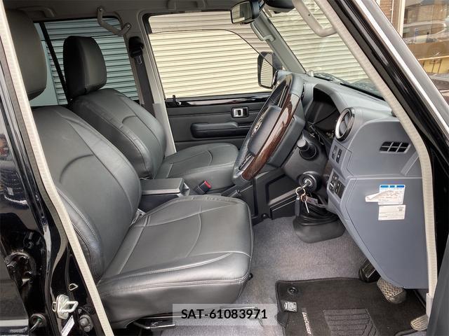 Toyota Land Cruiser 70 2024-06 8328919-12