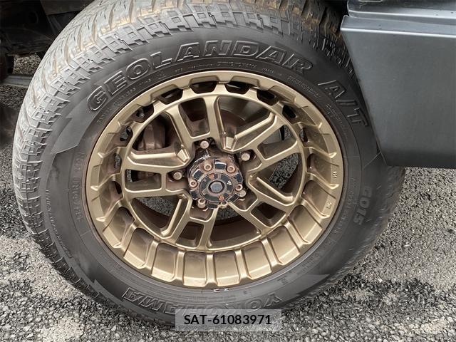 Toyota Land Cruiser 70 2024-06 8328919-18