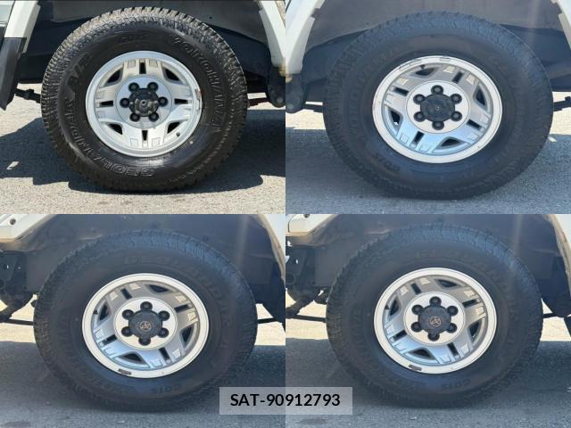Toyota Land Cruiser 70 1998-03 8329948-8