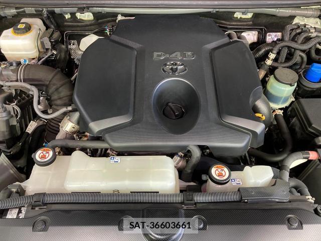 Toyota LAND CRUISER PRADO 2023-11 8328021-17