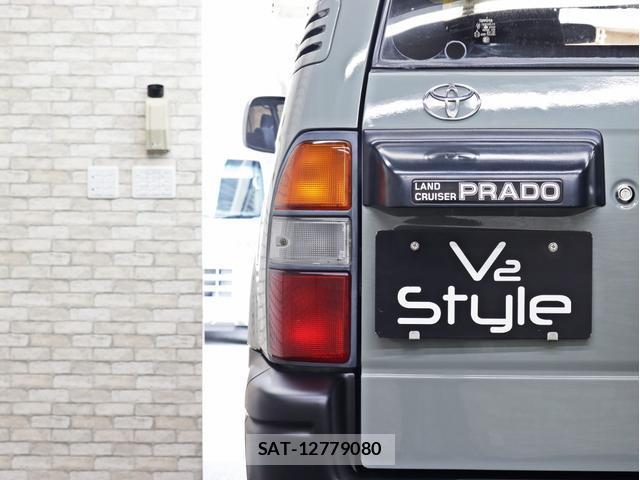 Toyota LAND CRUISER PRADO 1998-11 8328689-17
