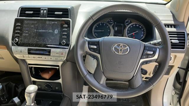 Toyota LAND CRUISER PRADO 2022-11 8282145-16