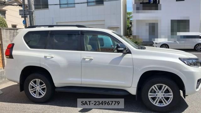 Toyota LAND CRUISER PRADO 2022-11 8282145-3