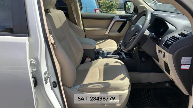 Toyota LAND CRUISER PRADO 2022-11 8282145-5