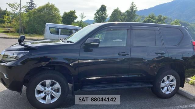 Toyota LAND CRUISER PRADO 2021-03 8329259-10