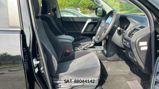 Toyota LAND CRUISER PRADO 2021-03 8329259-5