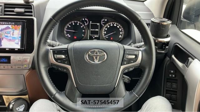 Toyota LAND CRUISER PRADO 2021-11 8329274-16