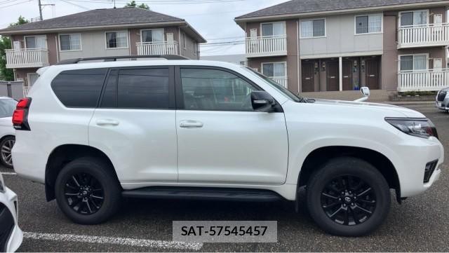 Toyota LAND CRUISER PRADO 2021-11 8329274-3