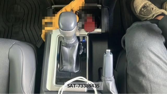 Toyota LAND CRUISER PRADO 2020-03 8329311-14