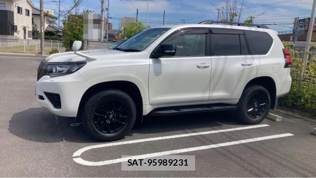 Toyota LAND CRUISER PRADO 2021-08 8329337-10