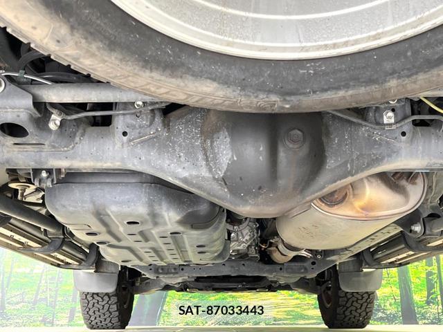 Toyota LAND CRUISER PRADO 2021-09 8329389-19