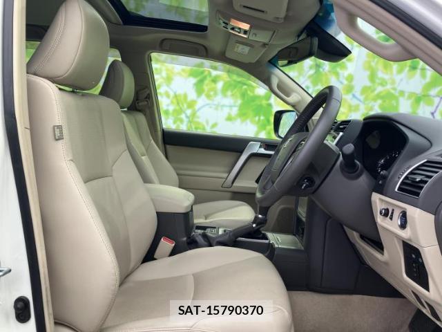 Toyota LAND CRUISER PRADO 2023-05 8330504-3