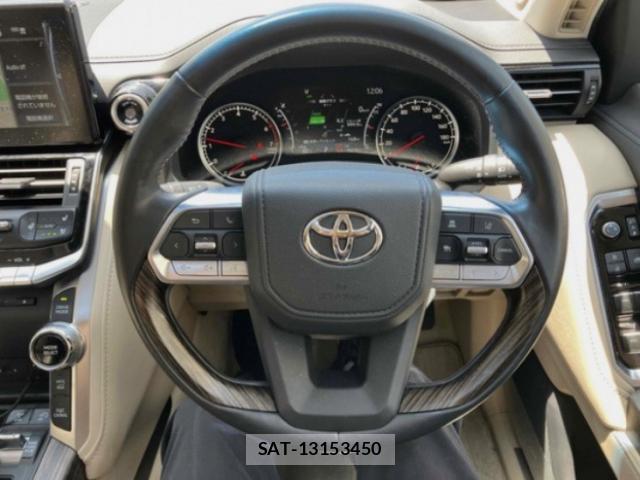 Toyota LAND CRUISER 2024-04 8328905-12