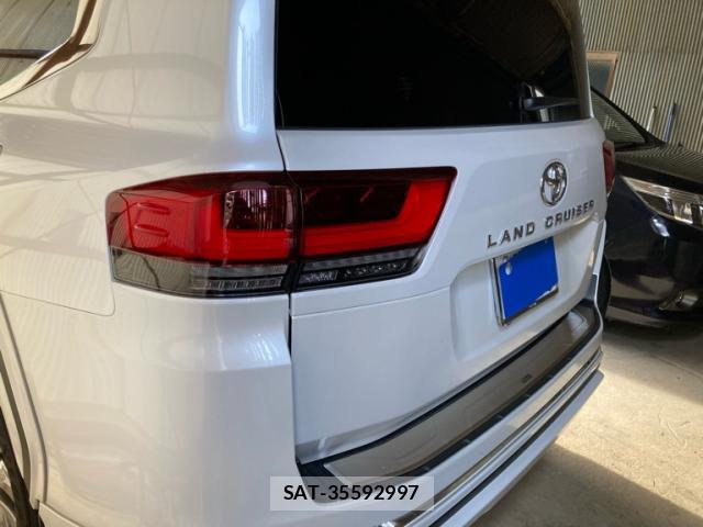 Toyota LAND CRUISER 2025-07 8328954-12